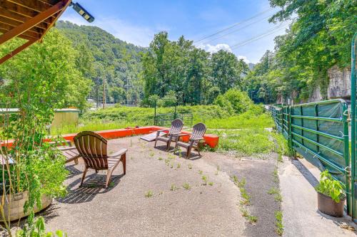 Matewan Apartment | ATV Escape Near Hatfield-McCoy Trails in Matewan!