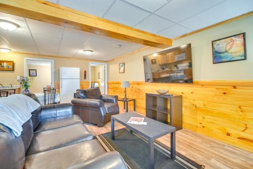 Pittsburg House | ATV-Friendly Cabin Near Lake Francis