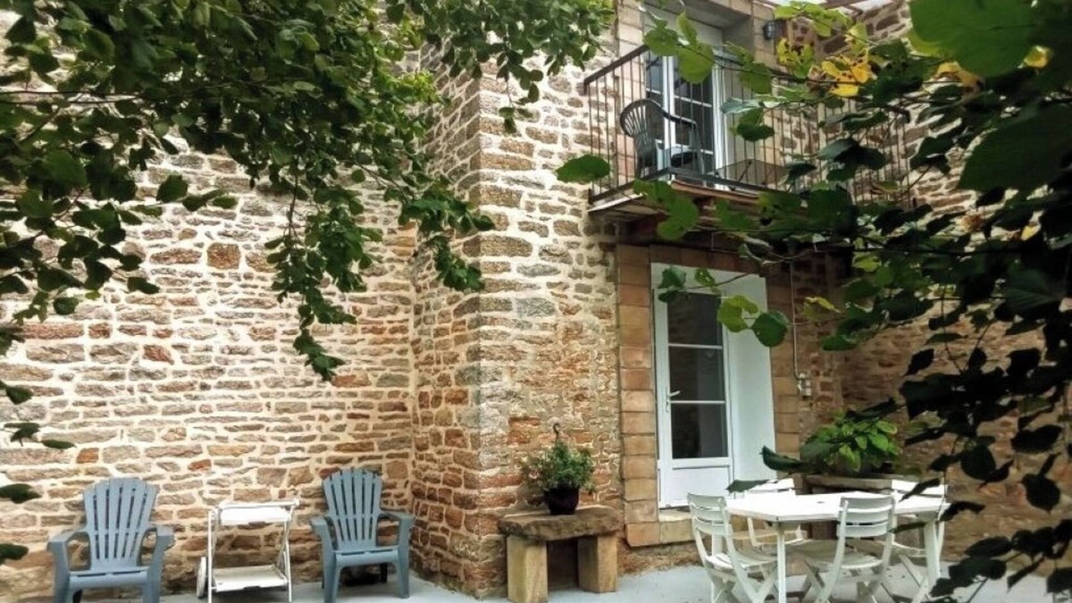 Prisse House | Atypical cottage by the stream - South Burgundy