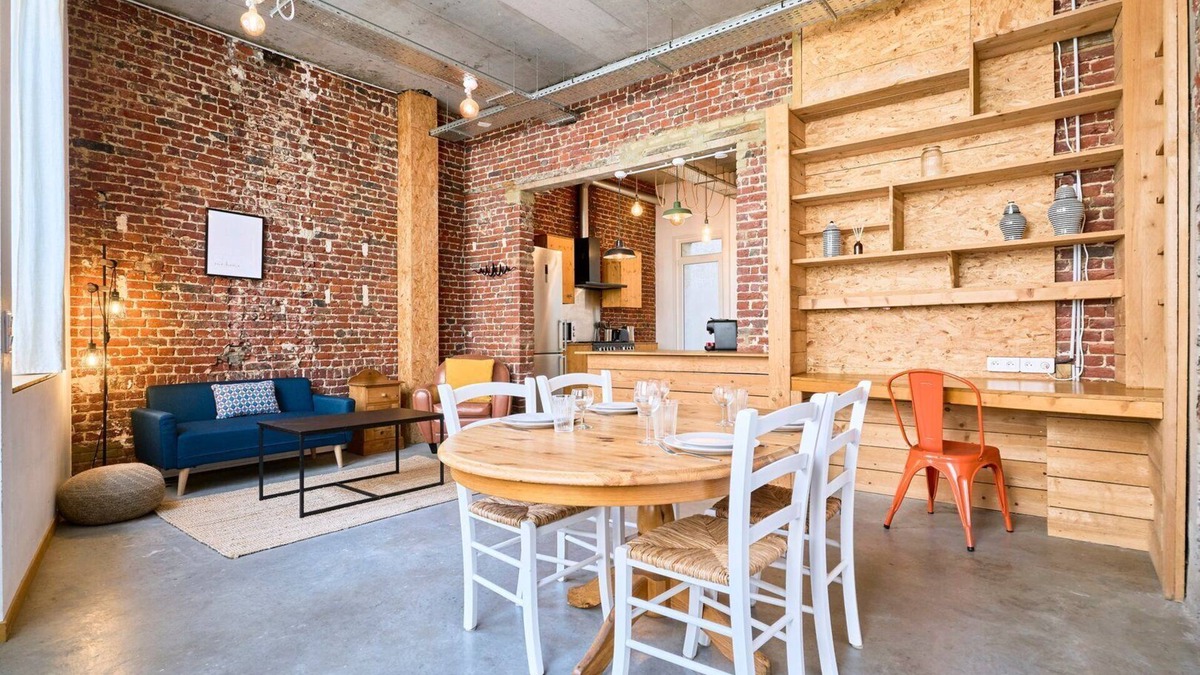 Lille-Moulins Apartment | Atypical Apartment with 2 basement bedrooms