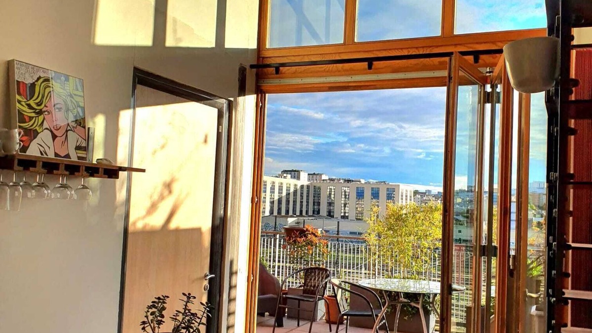 Ivry-port Apartment | Atypical loft studio 500m from Paris 13e proche Seine, air-conditioned, parking