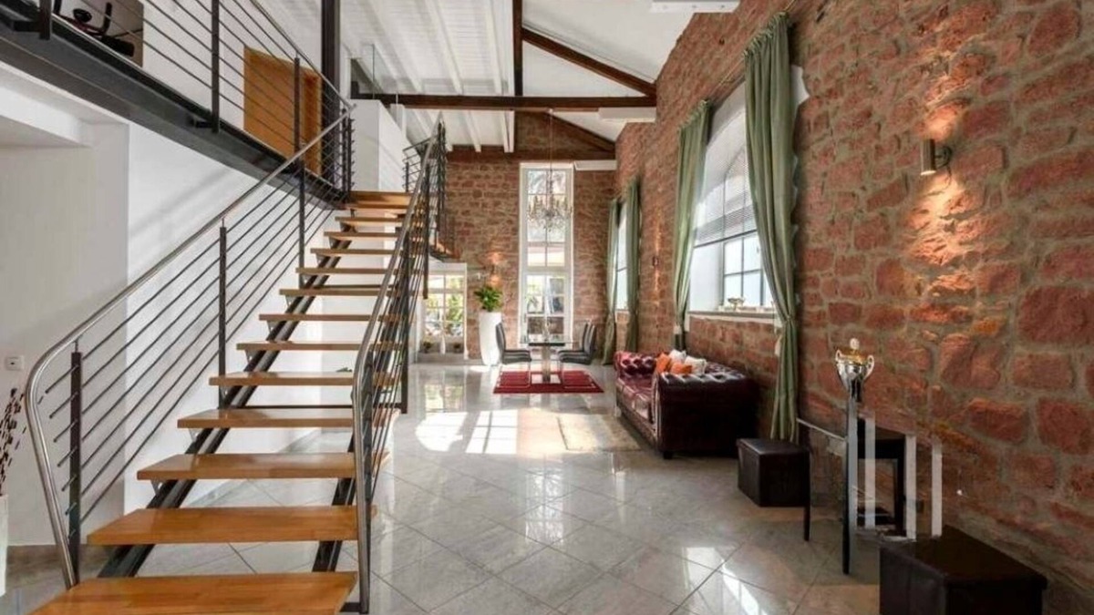 Gross-Umstadt House | Außergewöhnliches Loft mit Grenzenloser Freiheit und Authentischem Flair