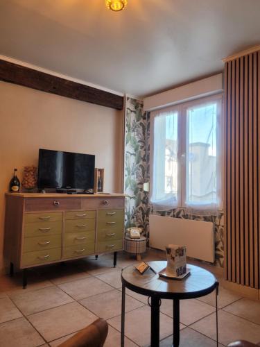 Avize Apartment | Au 1894 Grand Cru