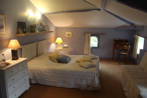 Saint-Simon-de-Bordes Bed & Breakfast | Au Bon Accueil