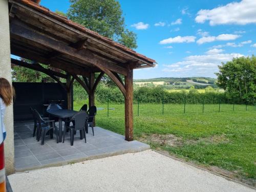 Saint-Martin-de-Riberac House | au Bonhomme de Chemin