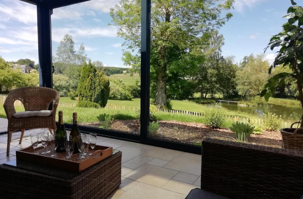 Tavigny House | Au bord de l'Eau