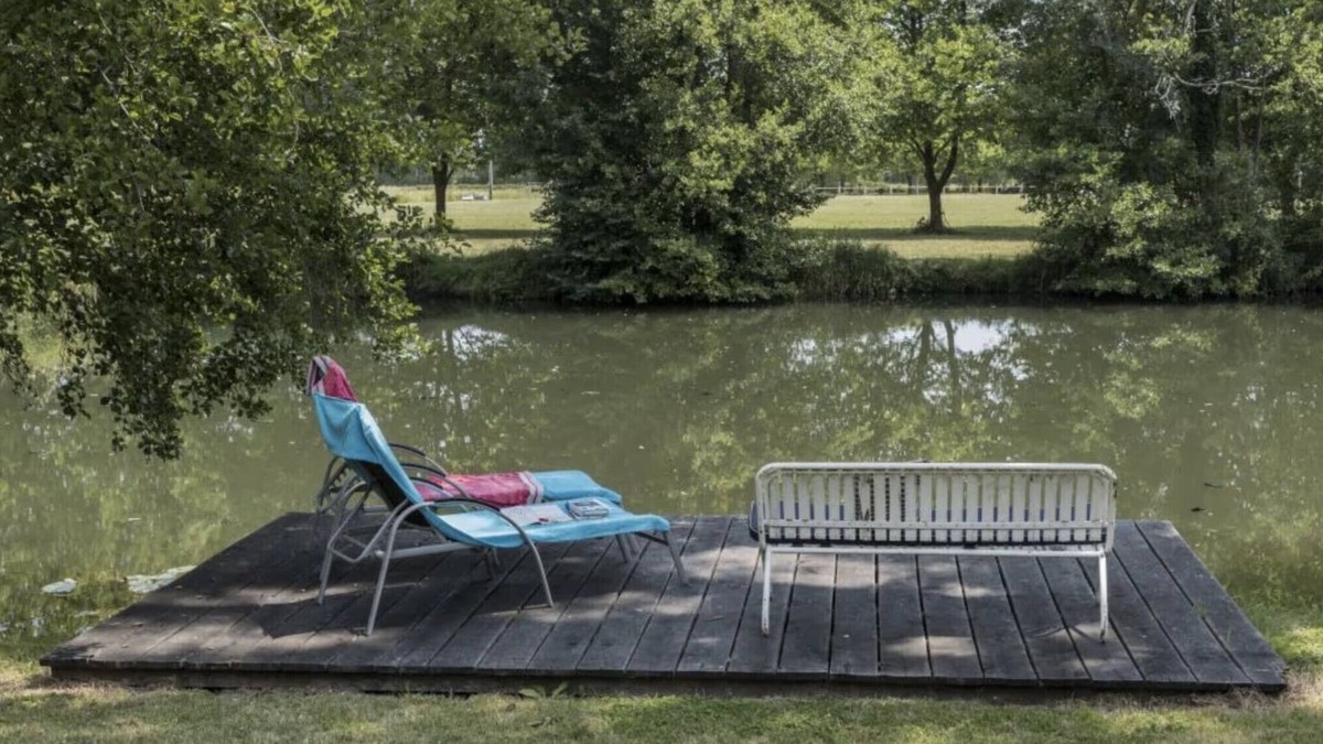 Bonnes Ski Chalet | Au Bord de la Dronne, vacation home located 100m from the river