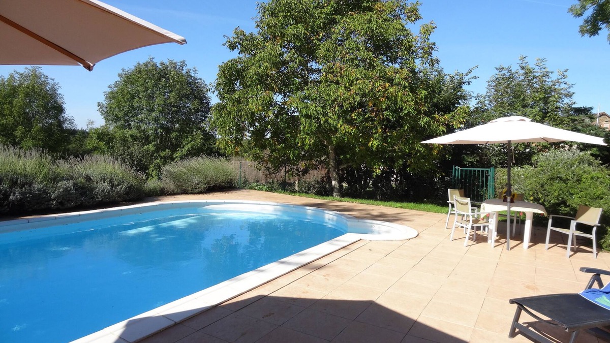 Mirandol-Bourgnounac House | Au Cœur de la Vallée du Viaur, Charmante Maison de Campagne Avec Piscine