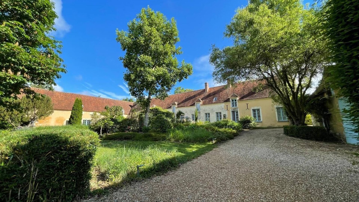 Remalard-en-Perche House | Au Cœur du Perche : Maison Familiale de Charme et Confort Haut de Gamme
