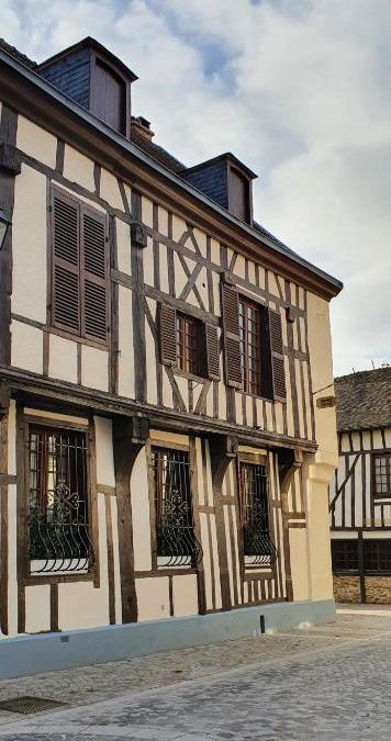 Ay Bed & Breakfast | AU CHAMBELLAN