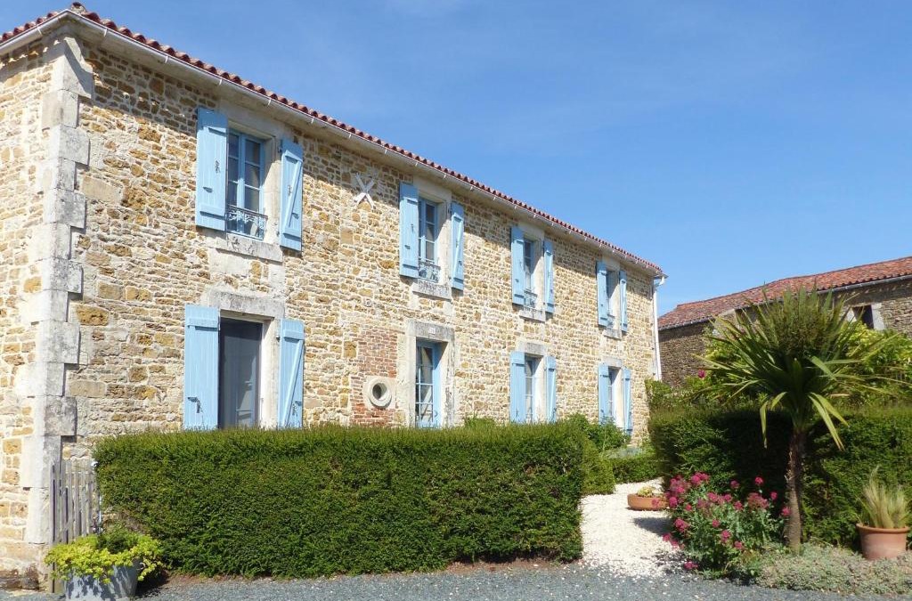 Saint-Juire-Champgillon Bed & Breakfast | Au clair du soleil