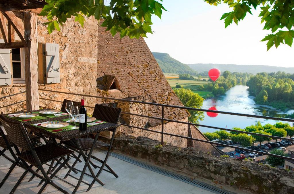 Beynac-et-Cazenac House | Au coeur de Beynac, superbe maison du 14ème siècle avec jardin panoramique