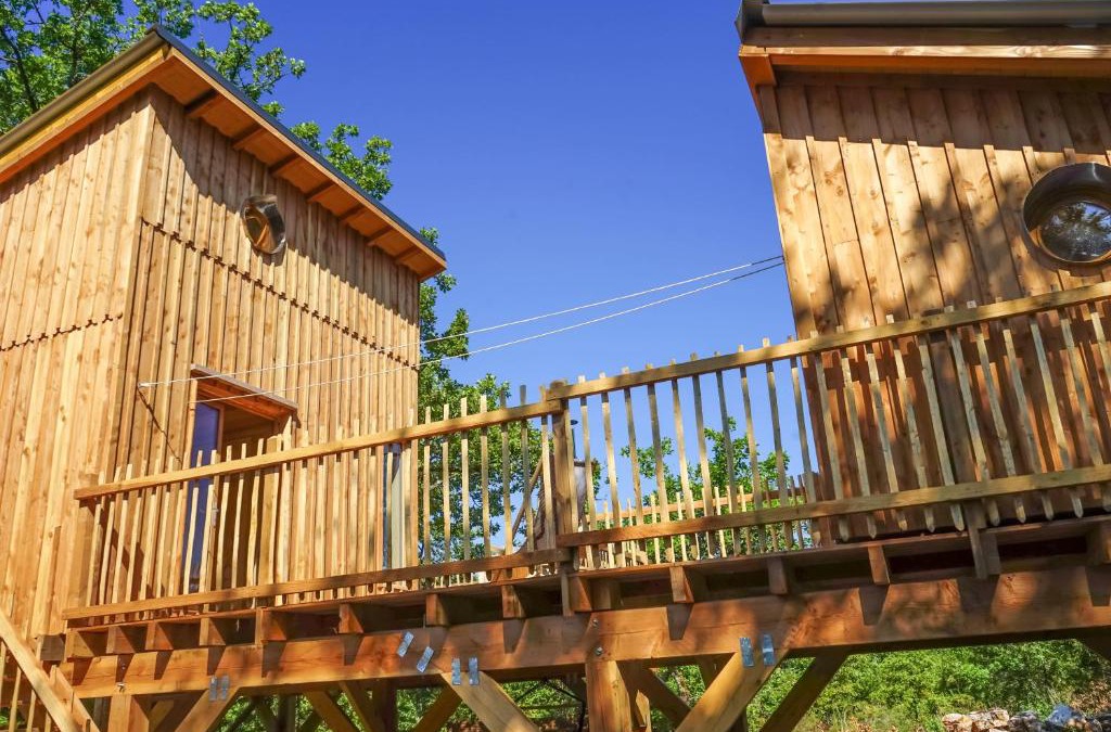 Chartrier-Ferriere Cabin | Au coeur de nos bois