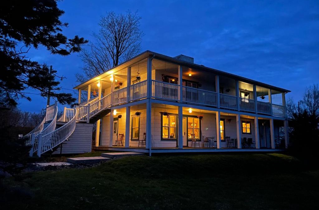 Compton House | Au Coeur des Jardins