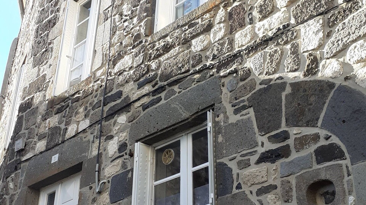 Mur-de-Barrez House | Au petit bonheur" mountain gite