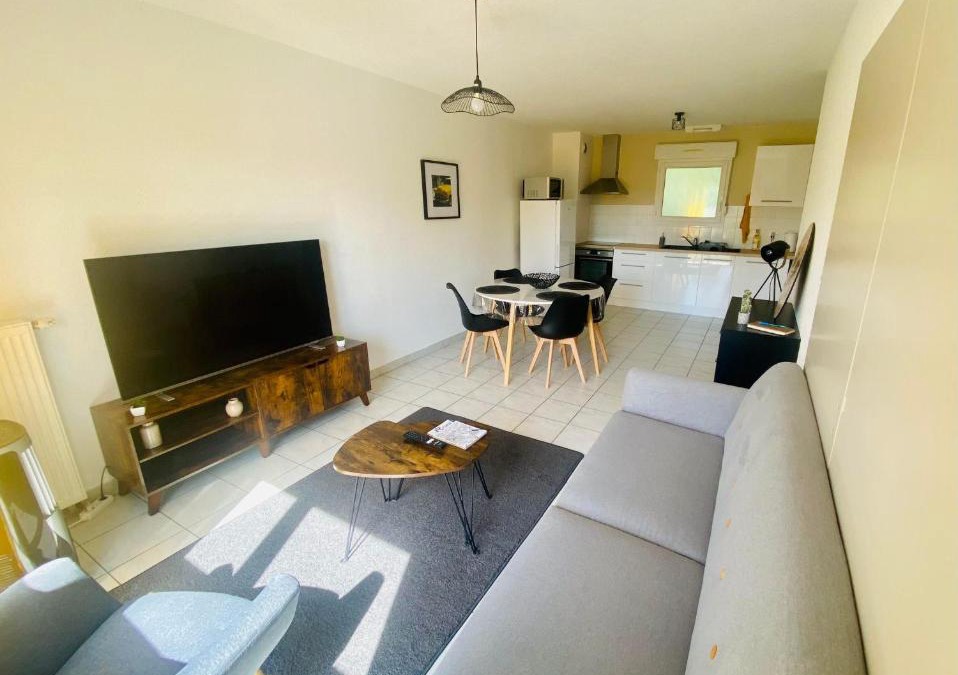 Petit-Croix Apartment | Au petit CHESSOI Bis