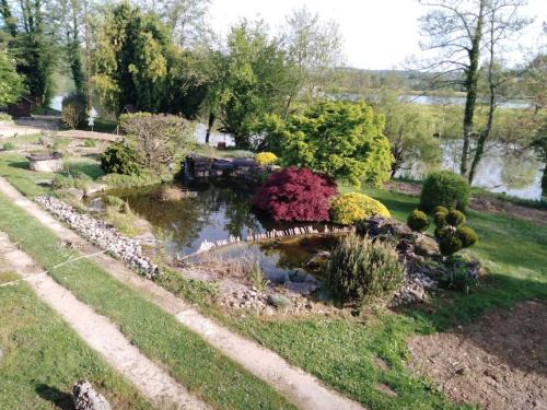 Aulx-les-Cromary Apartment | Au petit gravelot