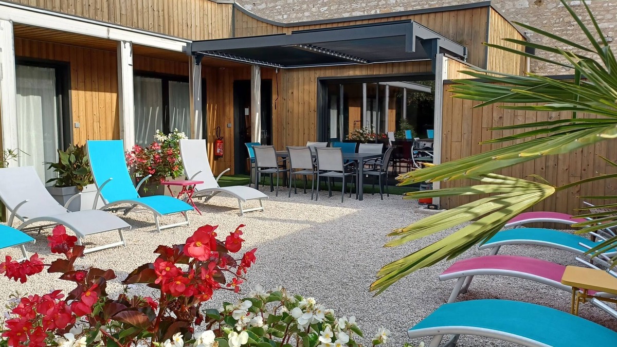Givry Hotel | Au Petit Pressoir
