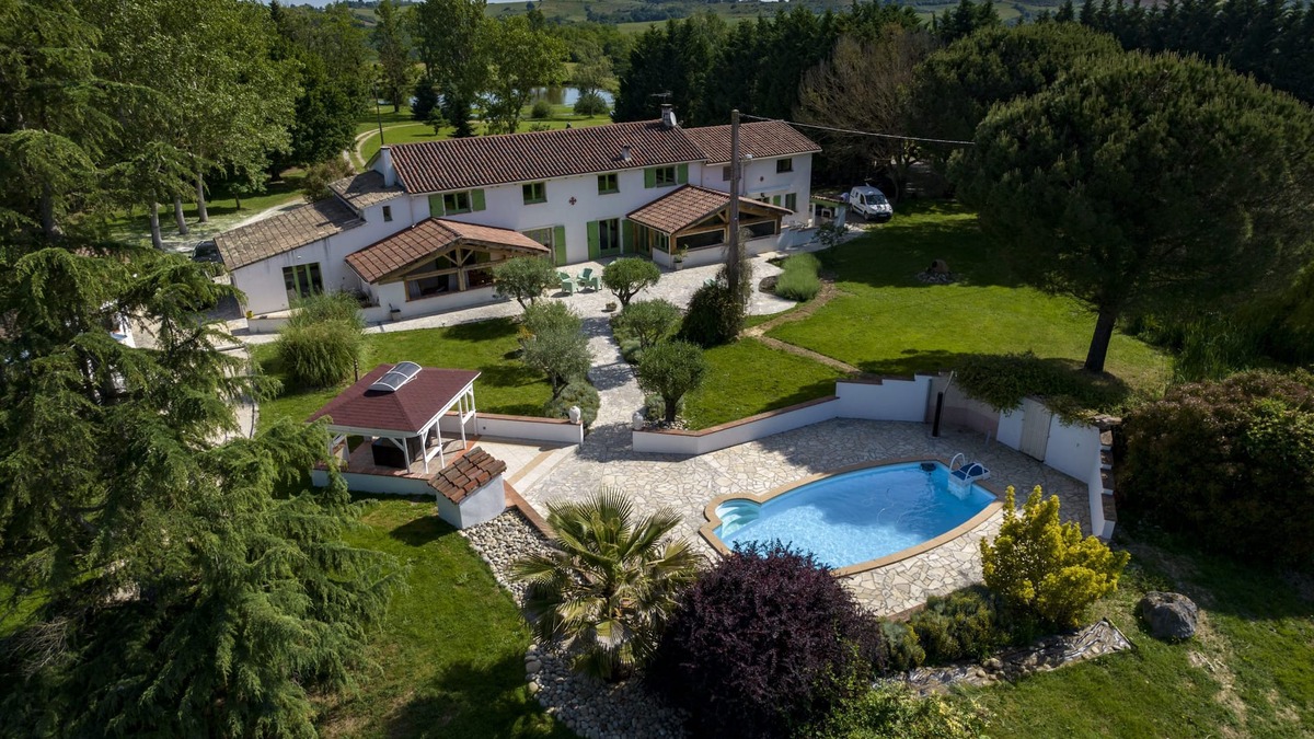 Saint-Martin-dOydes House | Au Temps Suspendu - Large Gîte 16 People - Pyrenees