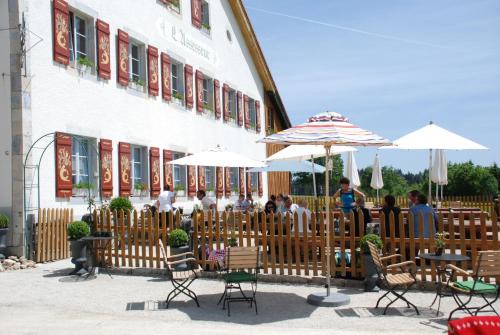 Sonvilier Hotel | Auberge de l'Assesseur - Mont-Soleil