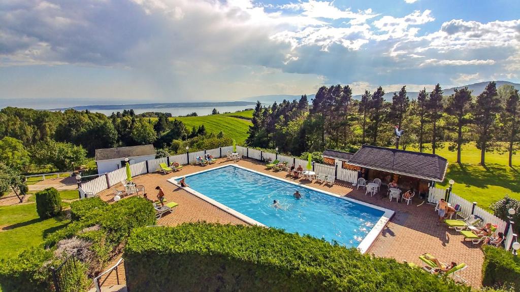 Les Eboulements Hotel | Auberge de nos Aieux