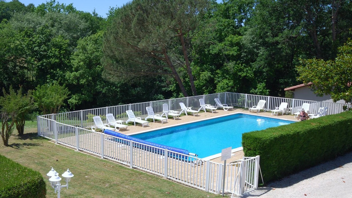 Eugenie-les-Bains House | Auberge des Trois Pins