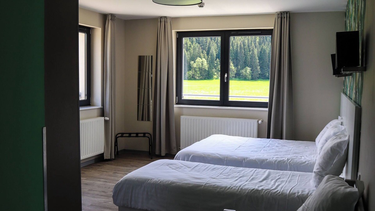 La Cluse-and-Mijoux Hotel | Auberge du Château de Joux