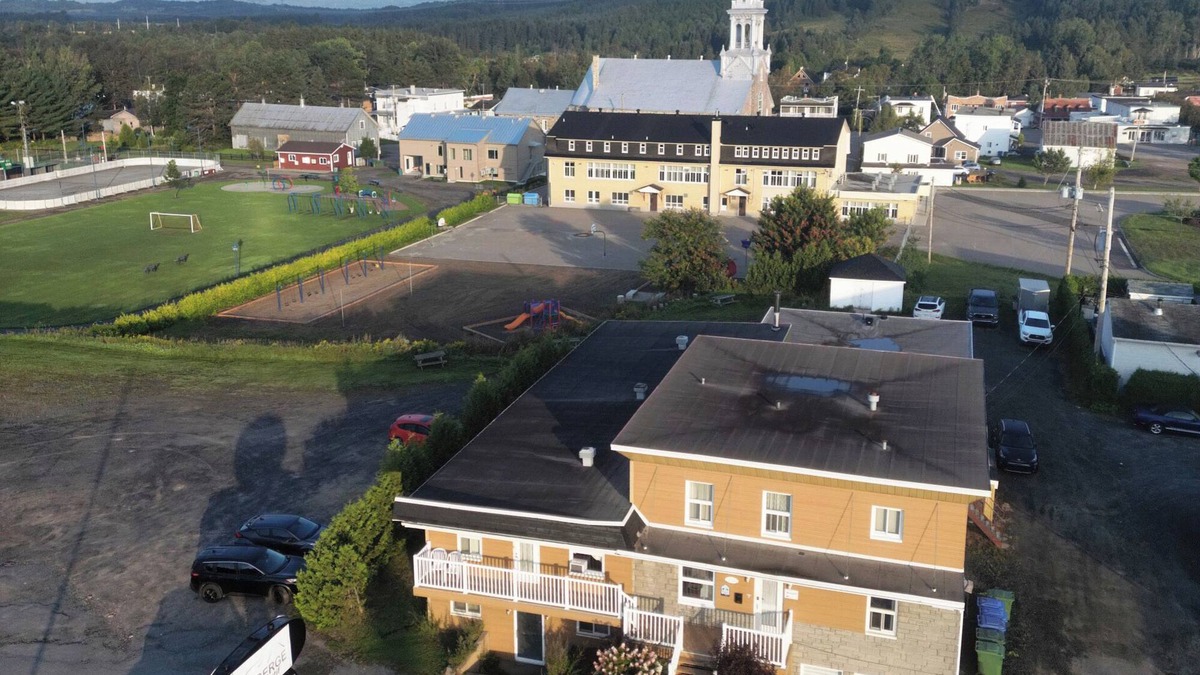 Saint-Tite-des-Caps House | Auberge du sportif