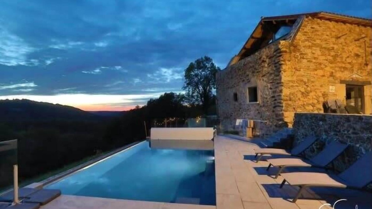 Latouille-Lentillac House | Aubié superbe propriété pour 20 avec piscine