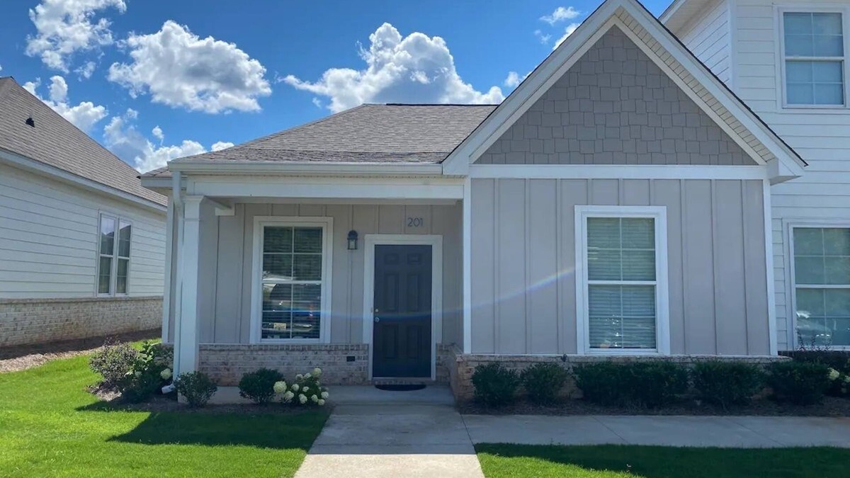 Auburn - Opelika House | Auburn Gameday Townhome