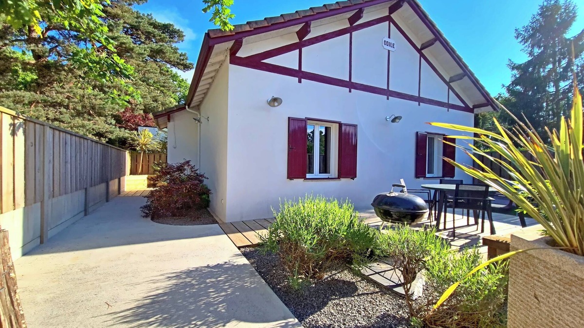 Audenge House | AUDENGE - Air-conditioned house 4/5 pers. with parking for 2 cars