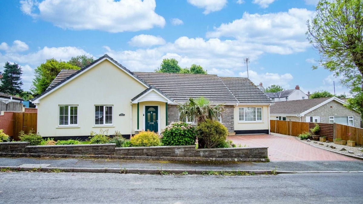 Manorbier House | Audreys - 3 Bed Holiday Home - Manorbier