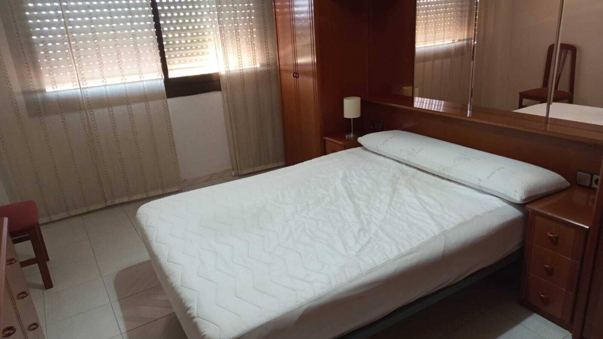 Esplugues de Llobregat Condo | August rent