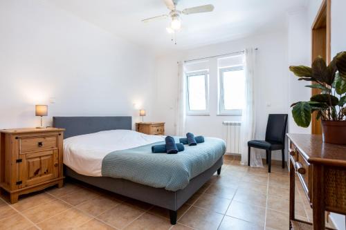 Aljezur House | AumHome Guesthouse