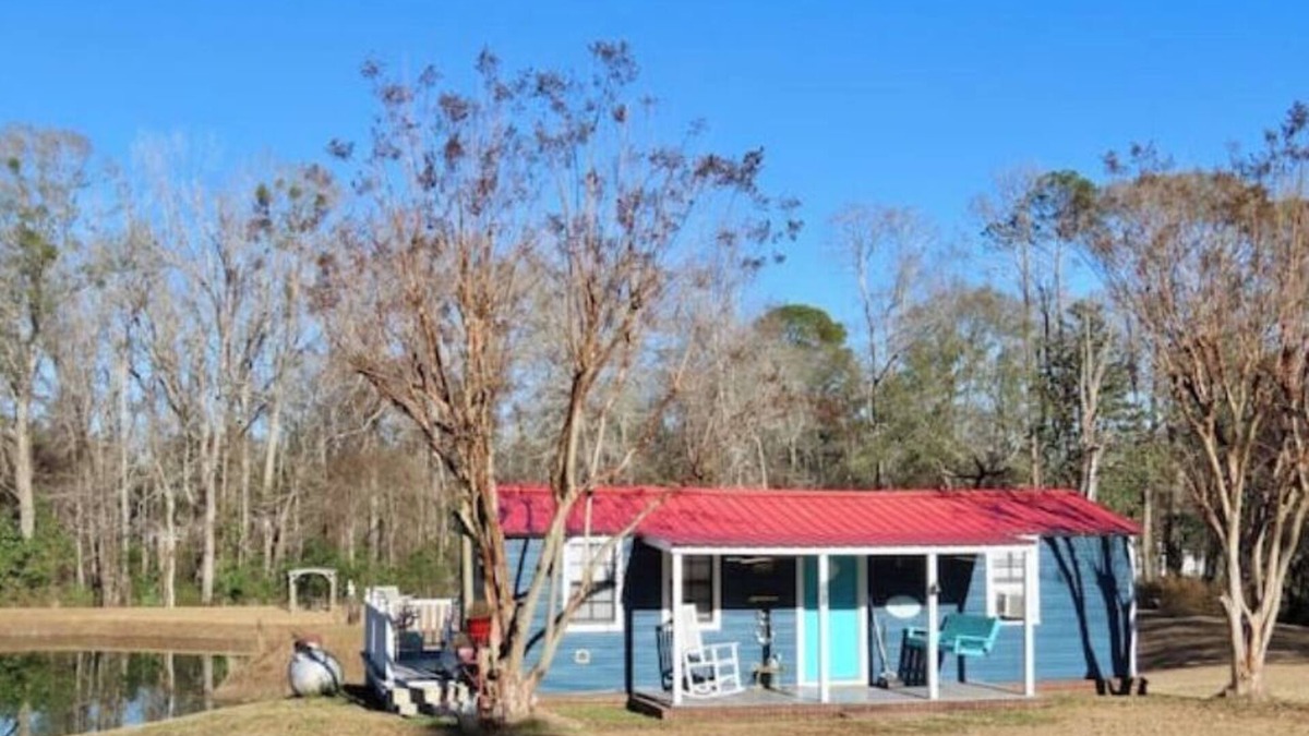 Glenwood House | Aunt Lucille's Place - Little House on a Pond