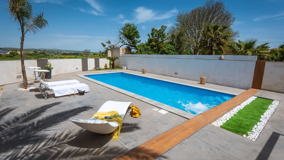 Ragusa Villa | AURIENZIA with swimming pool