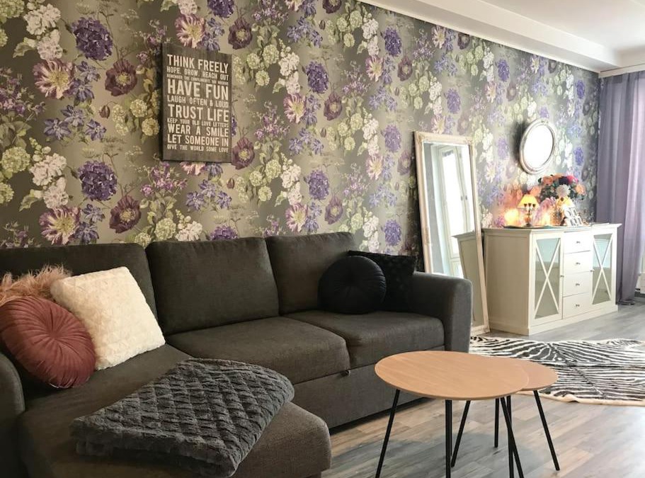Vantaa Apartment | Aurora Home Kivistö 1-bedroom apartment for up to 8 near Helsinki Vantaa Airport and Helsinki city center