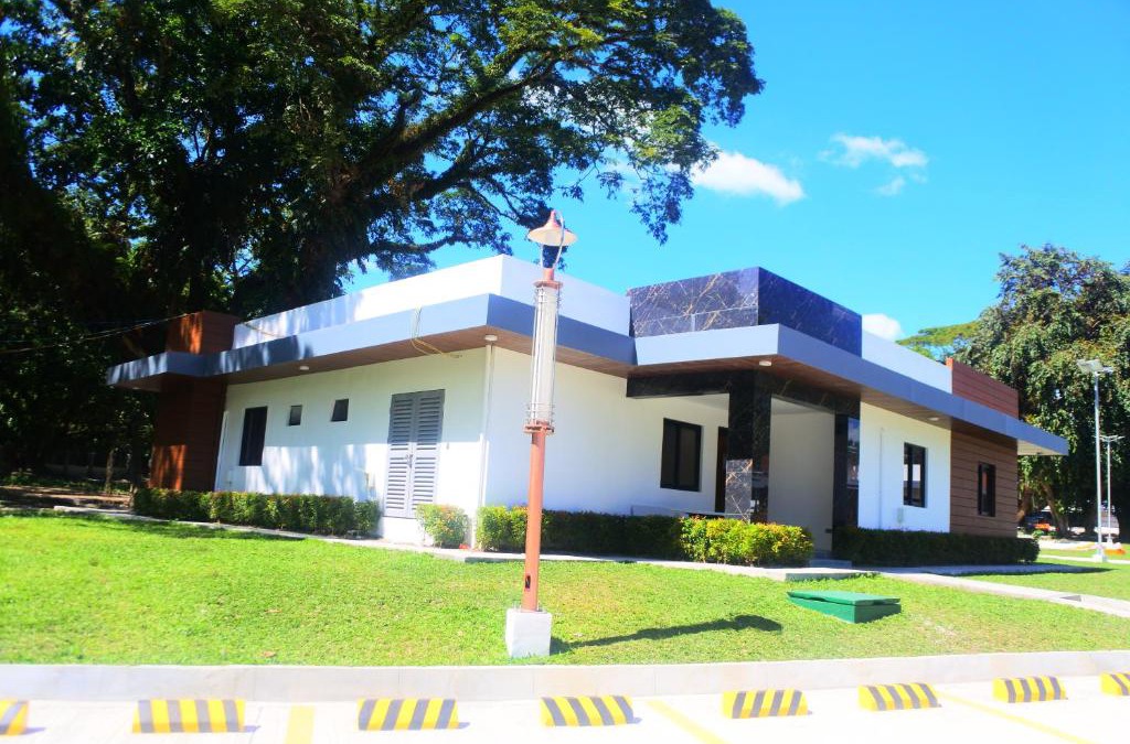Clark Freeport Resort | Aurora Villas and Cabin Resort
