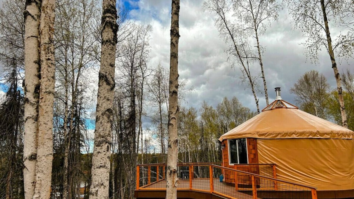 Willow Apartment | Aurora Yurt ~ Recreational Haven