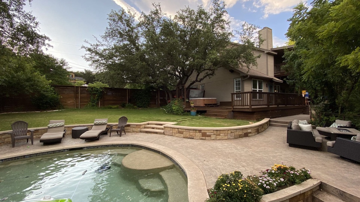Austin House | Austin Lake Hills retreat, private pool/hot tub/outdoor kitchen