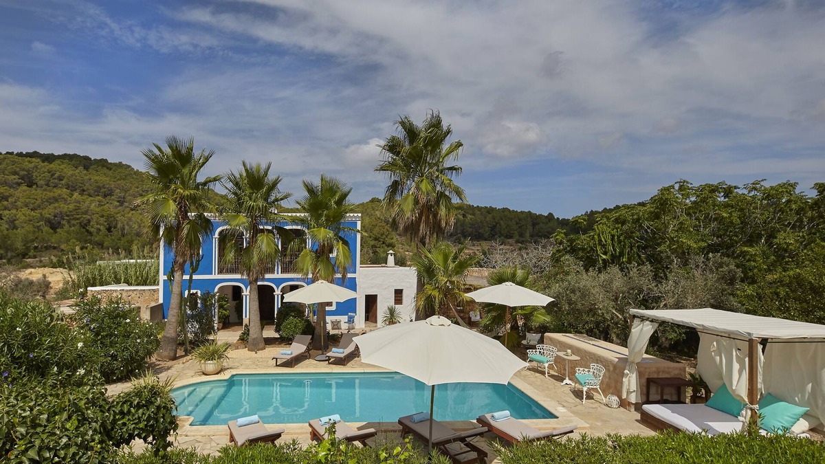 Sant Joan de Labritja Villa | AUTHENTIC VILLA IBICENCA BETWEEN THE MOUNTAINS, 10 MIN FROM THE BEACH.