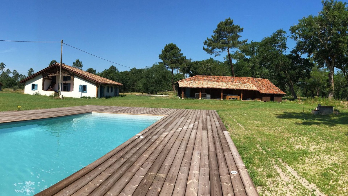 Luxey Other | Authentic accommodation of the XXth century and all comfort (swimming pool, jacuzzi)