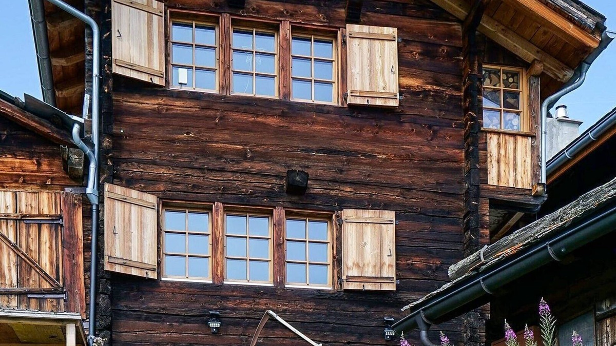 Toerbel House | Authentic, beautiful chalet, from 1679. Refurbished. At an altitude of 1,800 m.