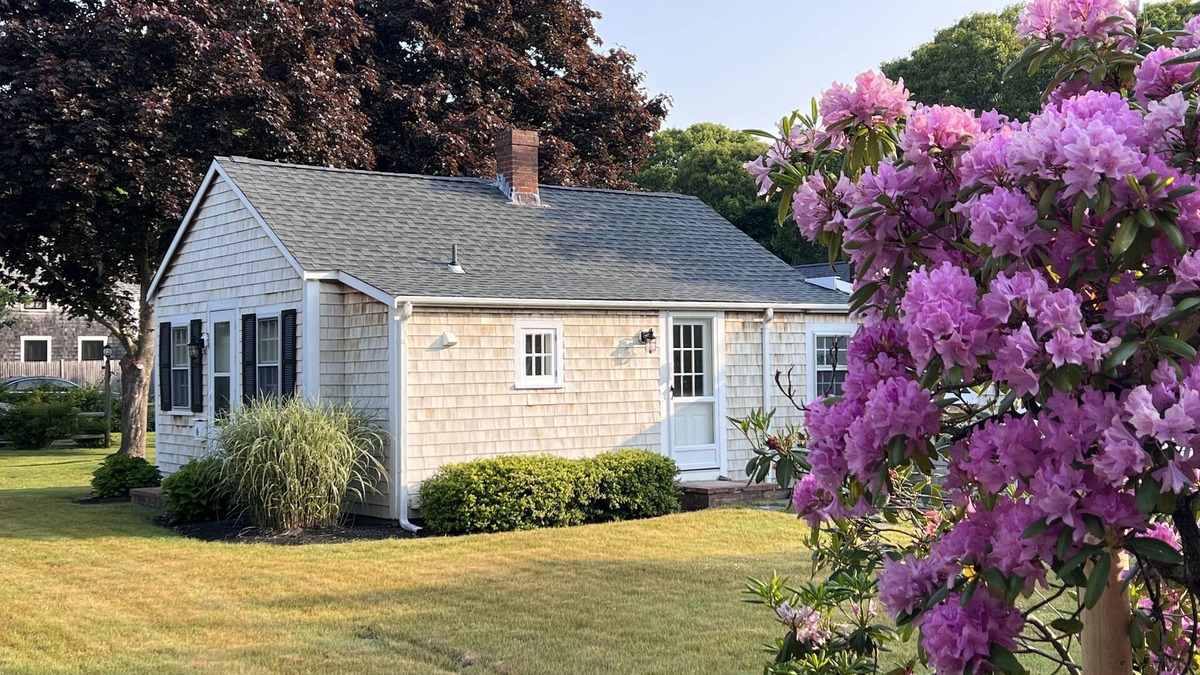 Bass River Cottage | Authentic, Charming Cape Cod Studio Cottage