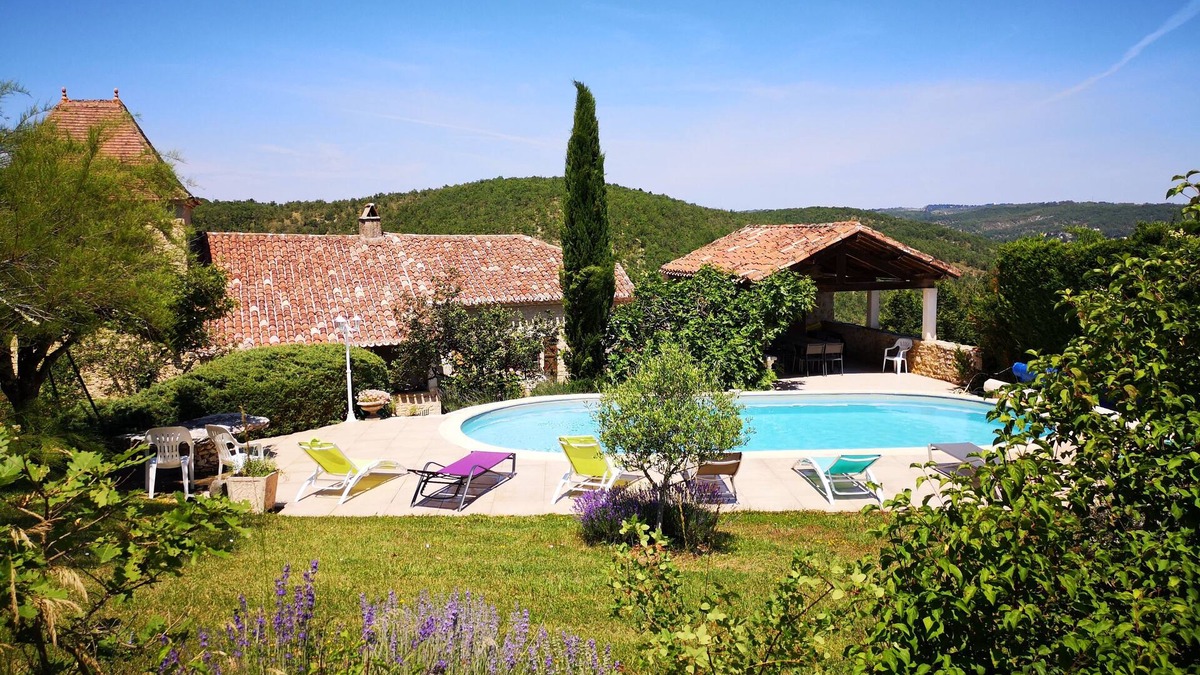 Aujols House | Authentic house of quercy with swimming pool and beautifull view
