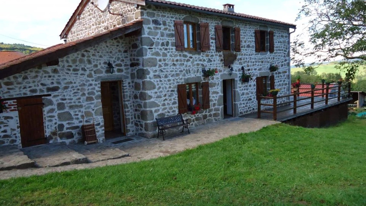 Laprugne Cottage | Authentic House with Garden and Fireplace, Pets Allowed, Parking, Internet