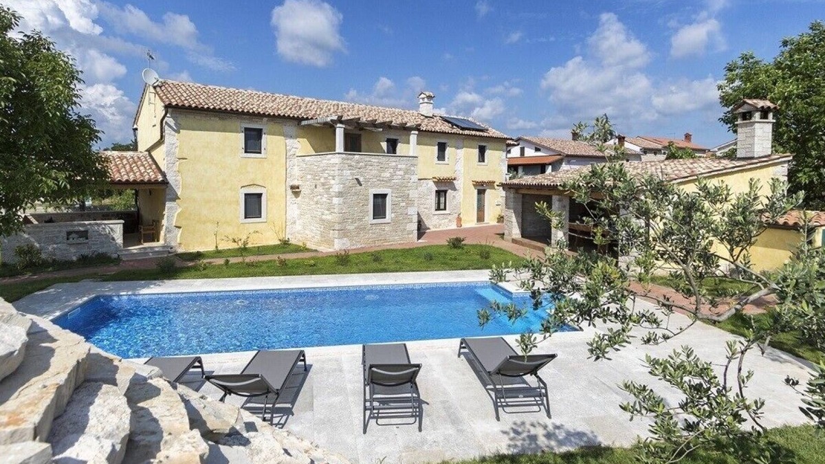 Orbanici Villa | Authentic Istrian Villa Ive with a swimming pool