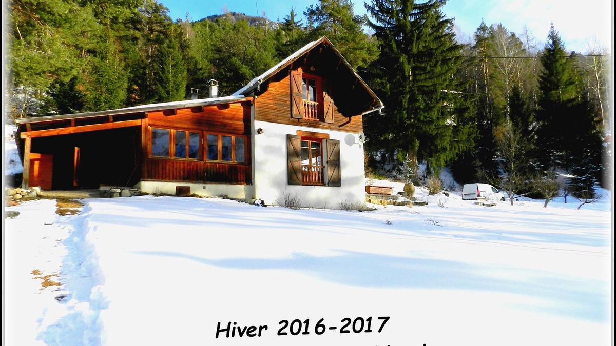 Beauvezer Ski Chalet | Authentic mountain chalet in Val d'Allos. Easy access.