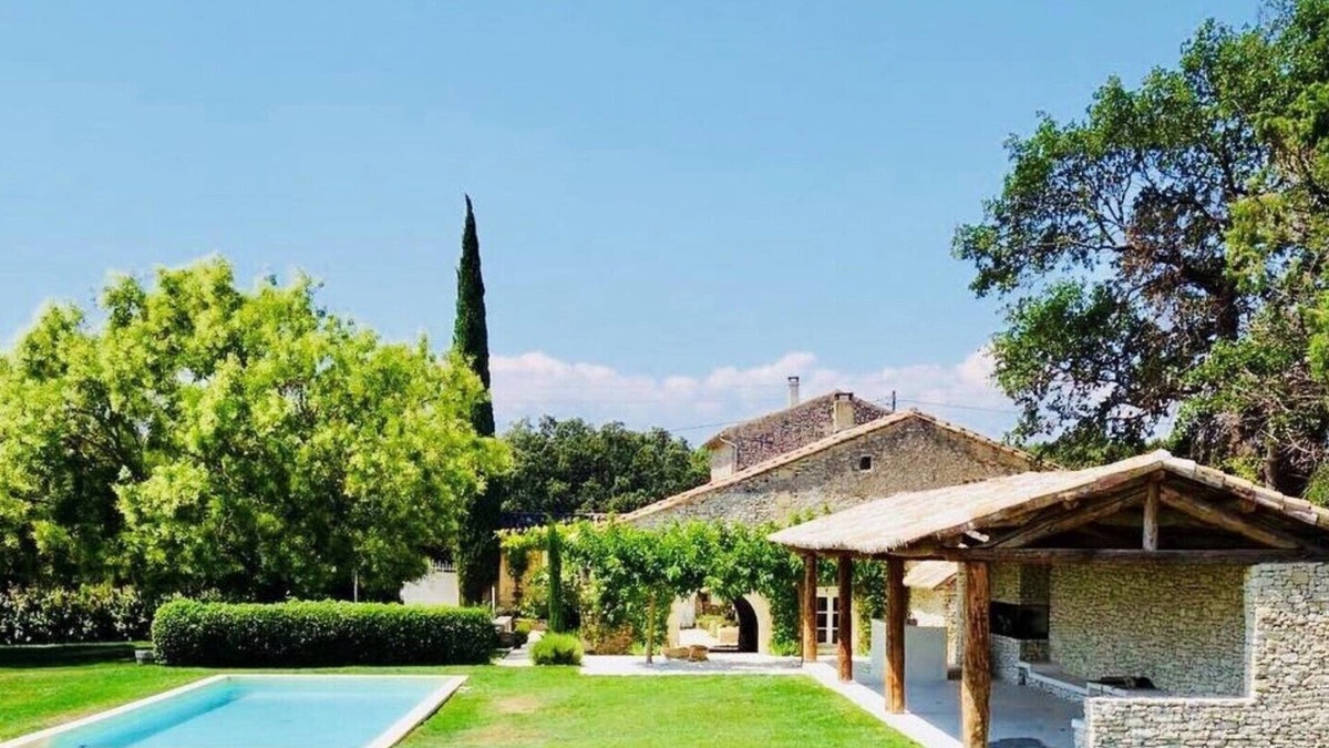 Chamaret House | Authentic Stone Farmhouse with Heated Pool near Grignan in Drôme Provençale