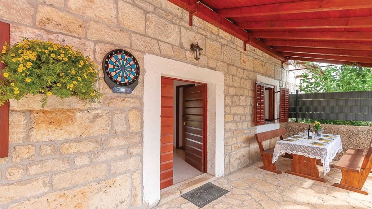 Oklaj Villa | Authentic Stone House In National Park Krka